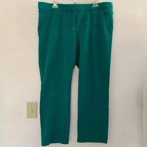 LL Bean X Large Petite Women's Ultrasoft Sweats, Straight-Leg New 
Inseam is 28”